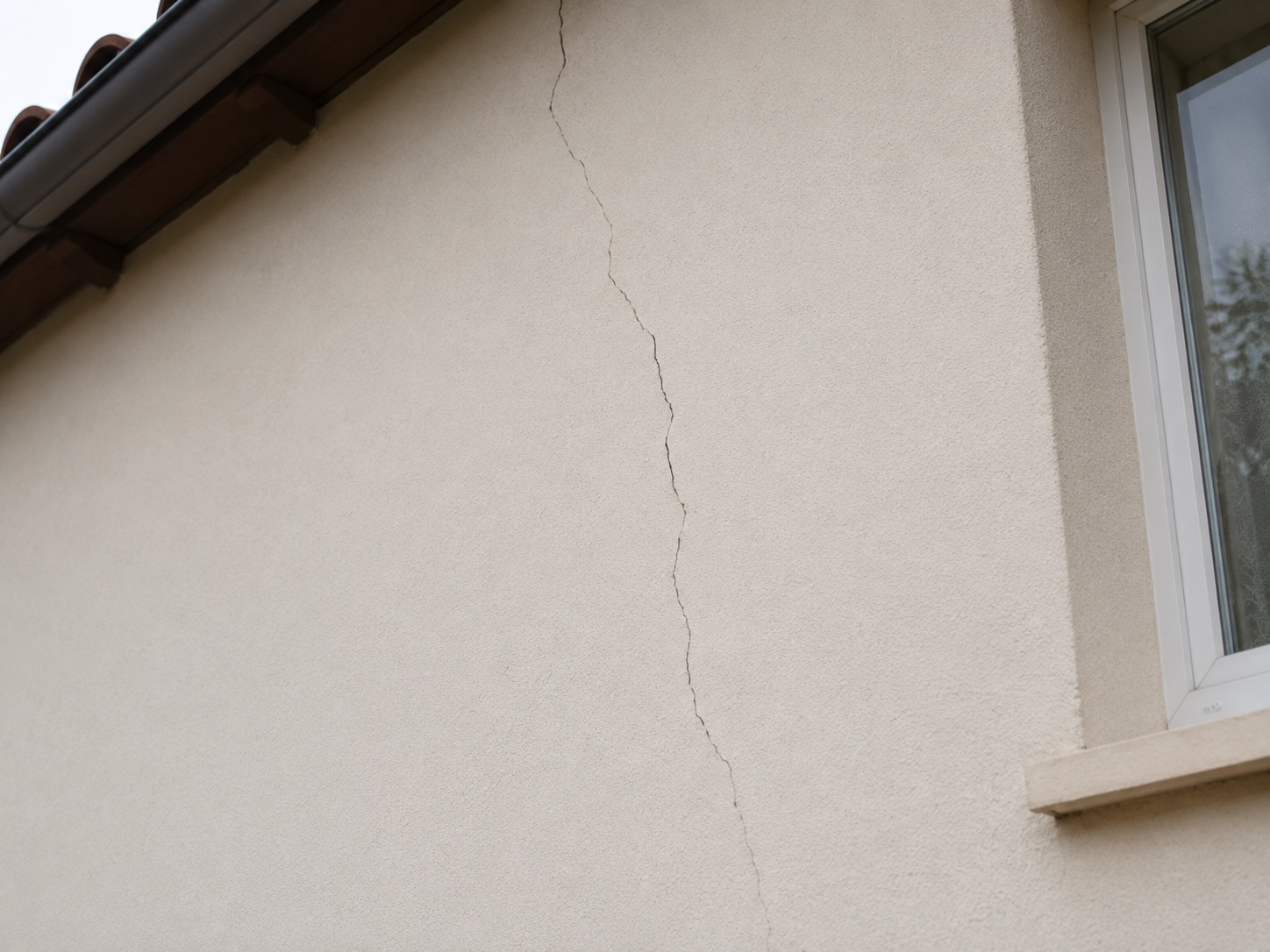 fissure-simple-facade